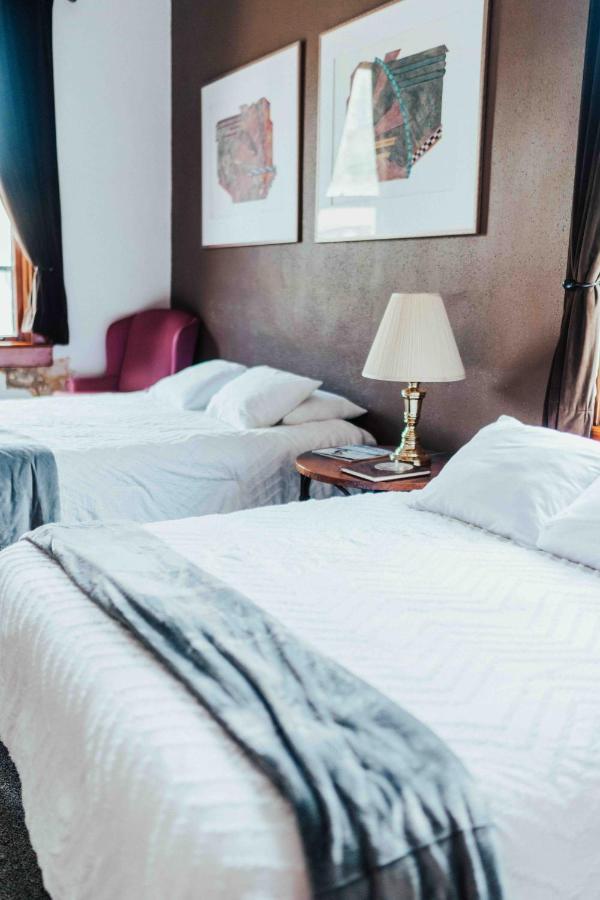 Town Hall Inn Lead Bagian luar foto