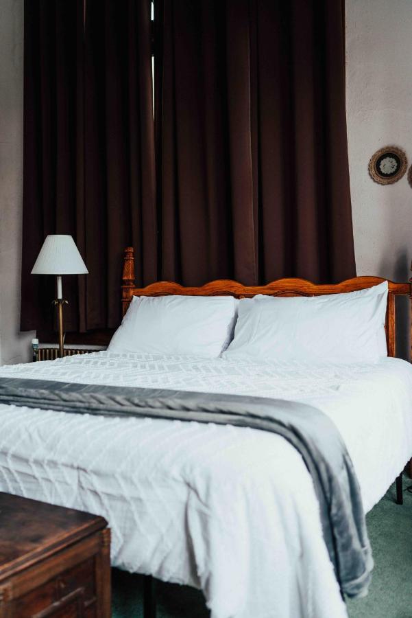 Town Hall Inn Lead Bagian luar foto