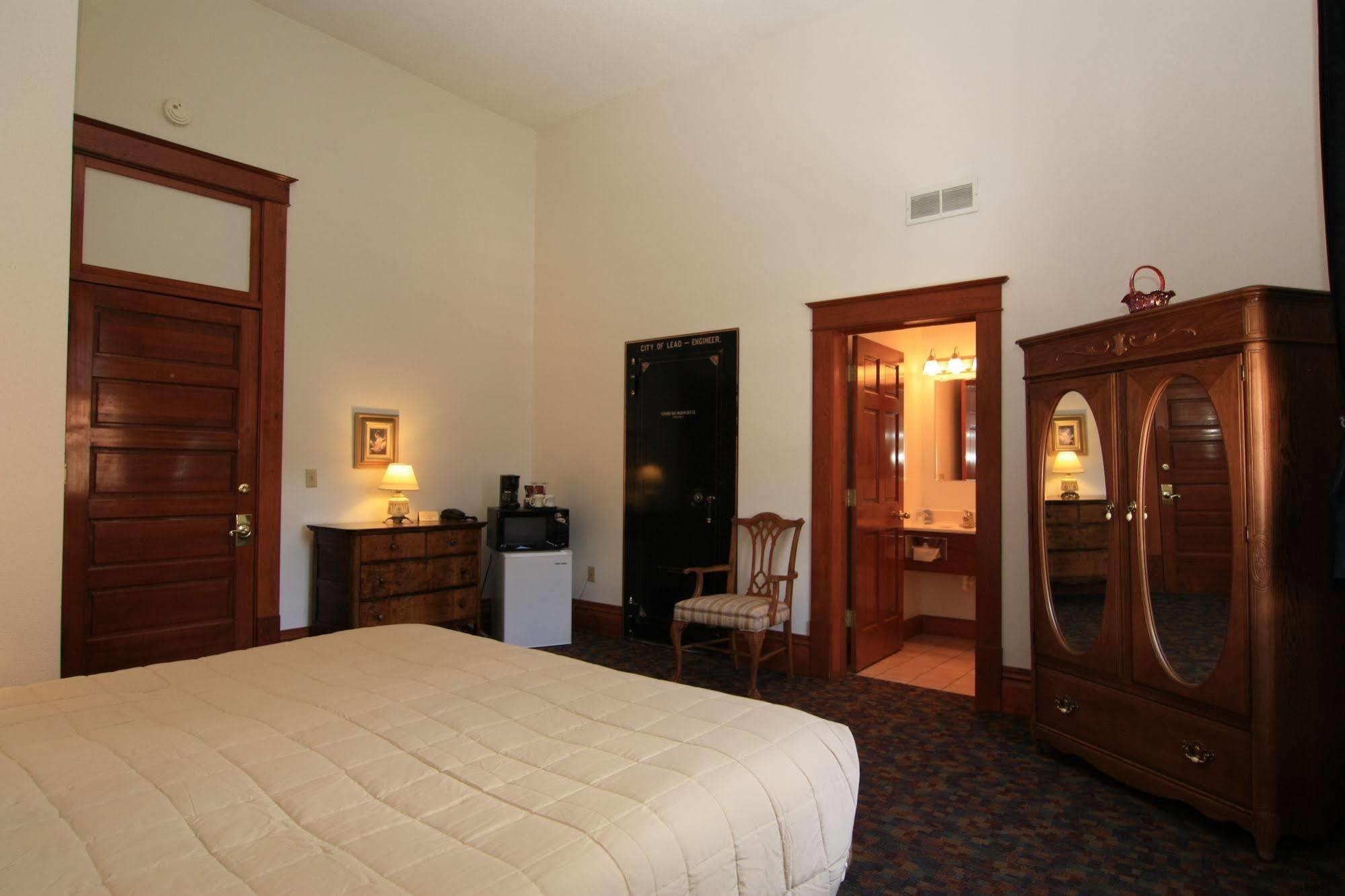 Town Hall Inn Lead Bagian luar foto
